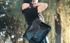 20岁女rapper越南